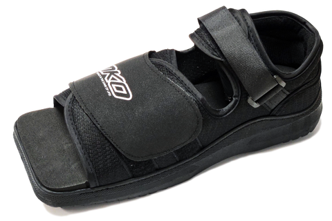 MKO SQUARE TOE POST OP SHOE