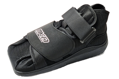 MKO CLOSED SQUARE TOE SHOE